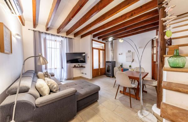 Charming Townhouse in Pollensa old town for sale - Mallorca